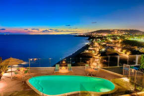 Dana Point Oceanfront Amazing Views STR14-0128